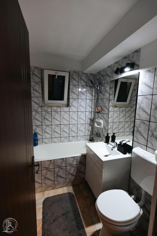 Zaza Apartament - Central Area, With Balcony Târgu Jiu Exteriér fotografie